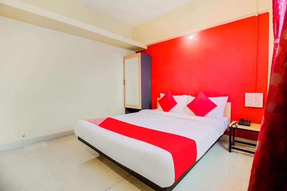 live on PUN1352, Pune Camp, Pune