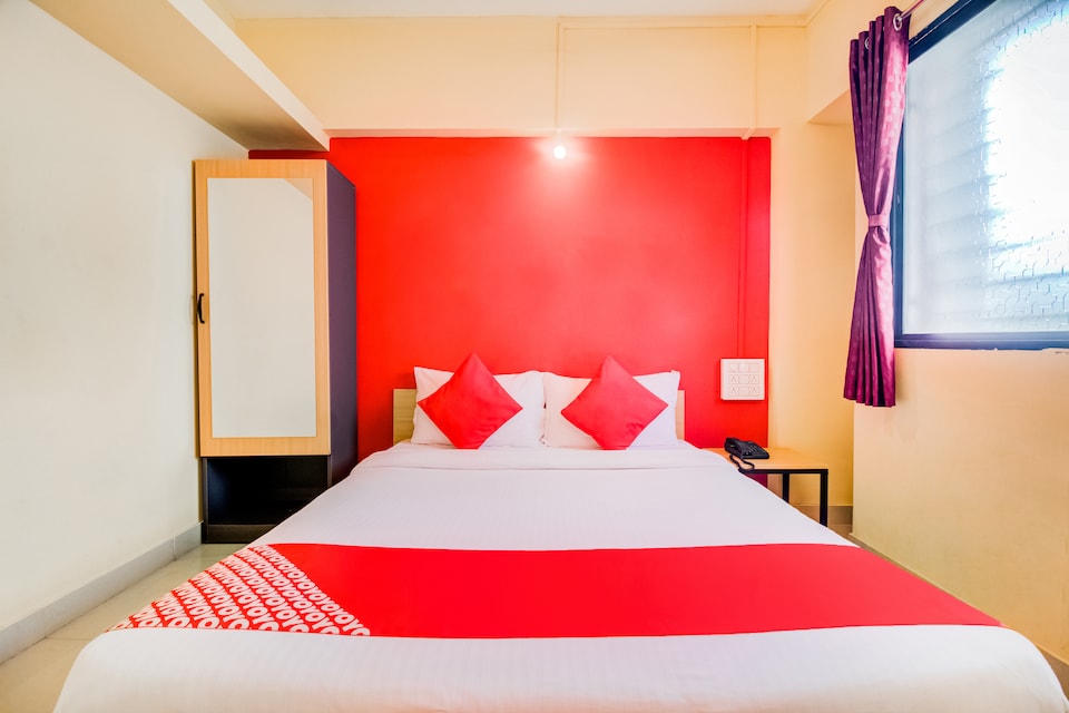 live on PUN1352, Pune Camp, Pune