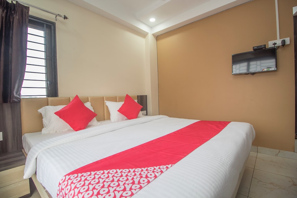 OYO 29041 Sona Lodge, Champasari Siliguri, Siliguri