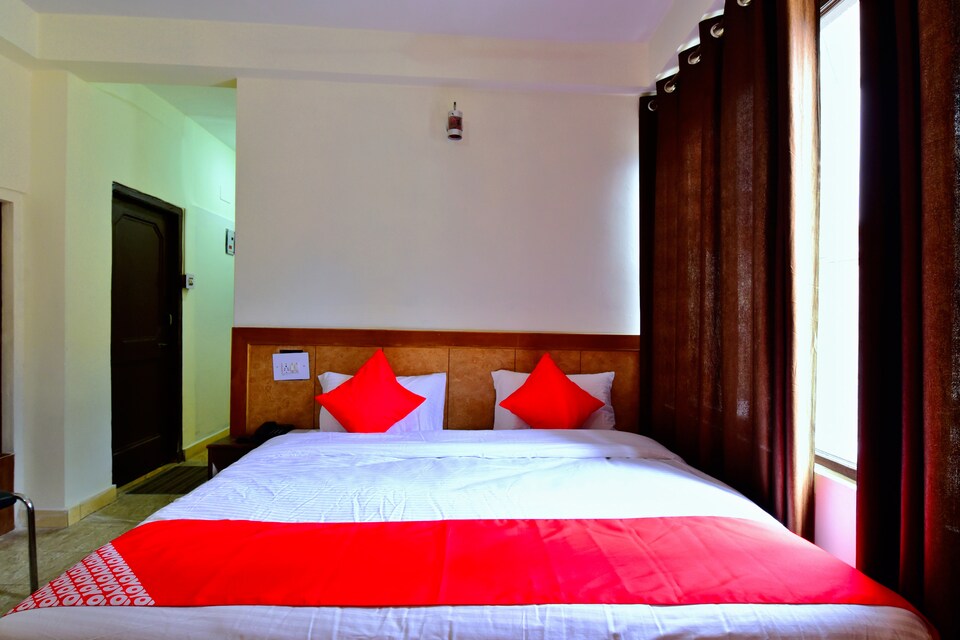 OYO 29042 Shuru Heights, Naggar Road, Manali