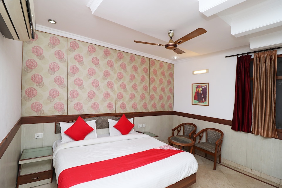 OYO 29051 Hotel Solitaire Restaurant  OYO Rooms Agra  Book    1405 OYO