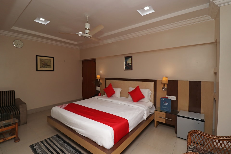 OYO 29062 Hotel Alankar Greens, Ambikapur, Ambikapur
