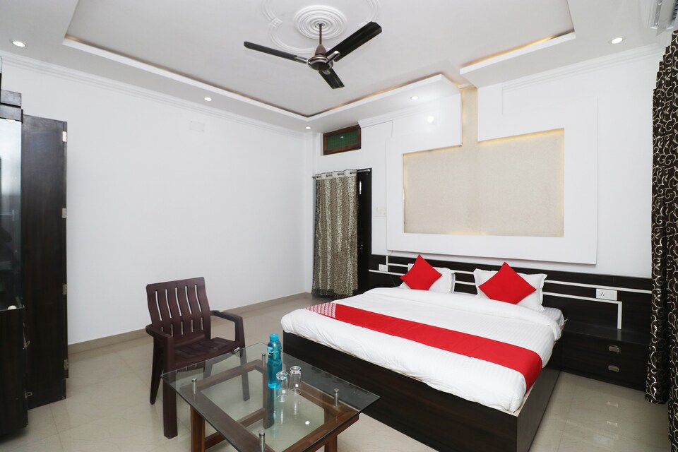 OYO 29071 The Pulick Garden, Cantt, Varanasi