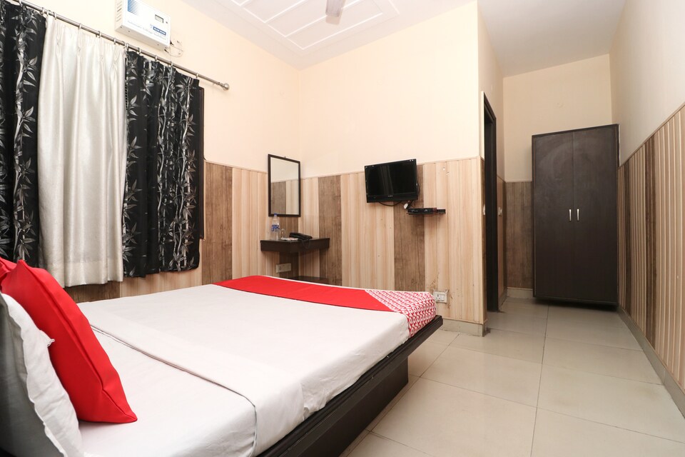 OYO 29073 Hotel Relax, Ambala Cantt, Ambala