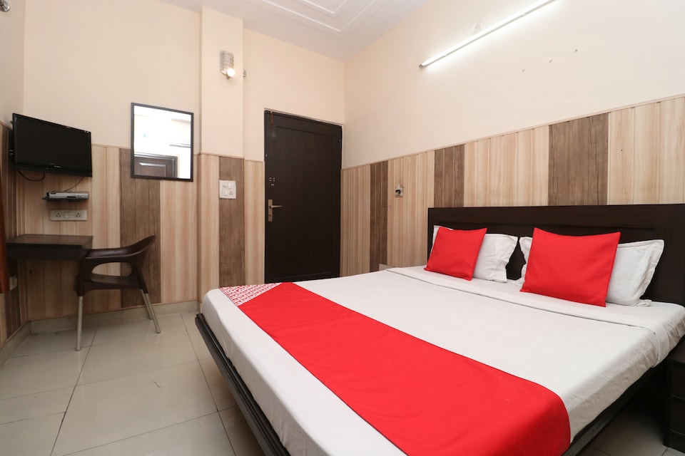 OYO 29073 Hotel Relax, Ambala Cantt, Ambala