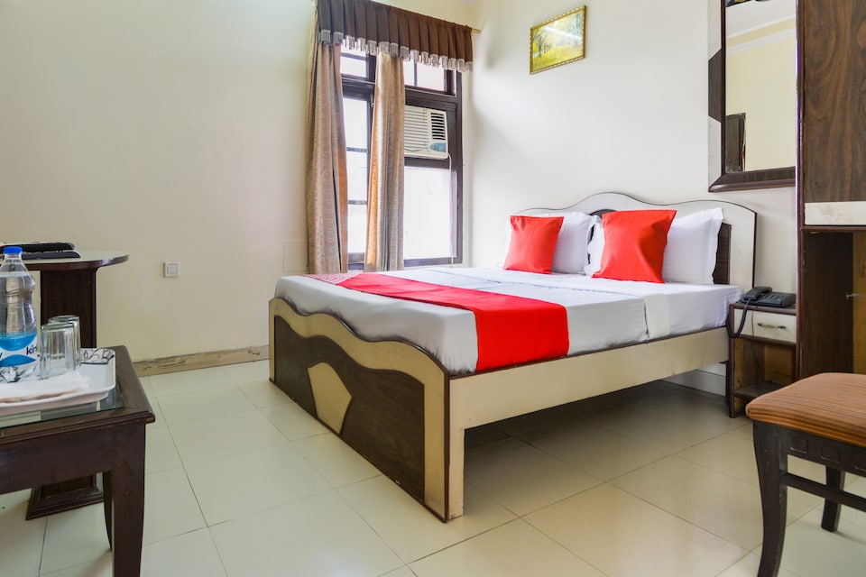 OYO 29076 Hotel Surya Residency, Jyoti Chowk Jalandhar, Jalandhar