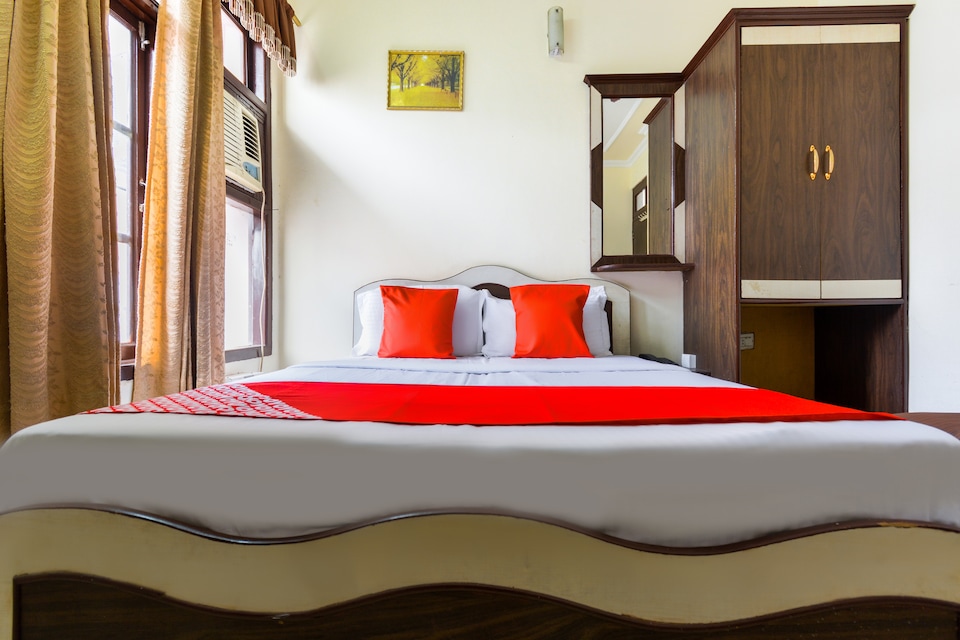 OYO 29076 Hotel Surya Residency, Jyoti Chowk Jalandhar, Jalandhar