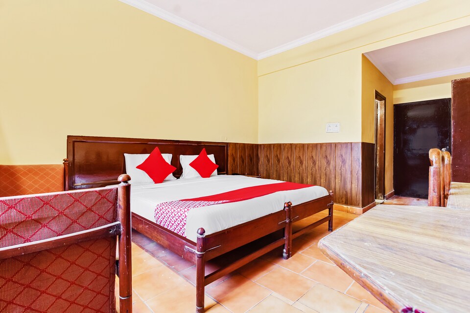 OYO Hotel Ratandeep, Fatehabad Road, Agra