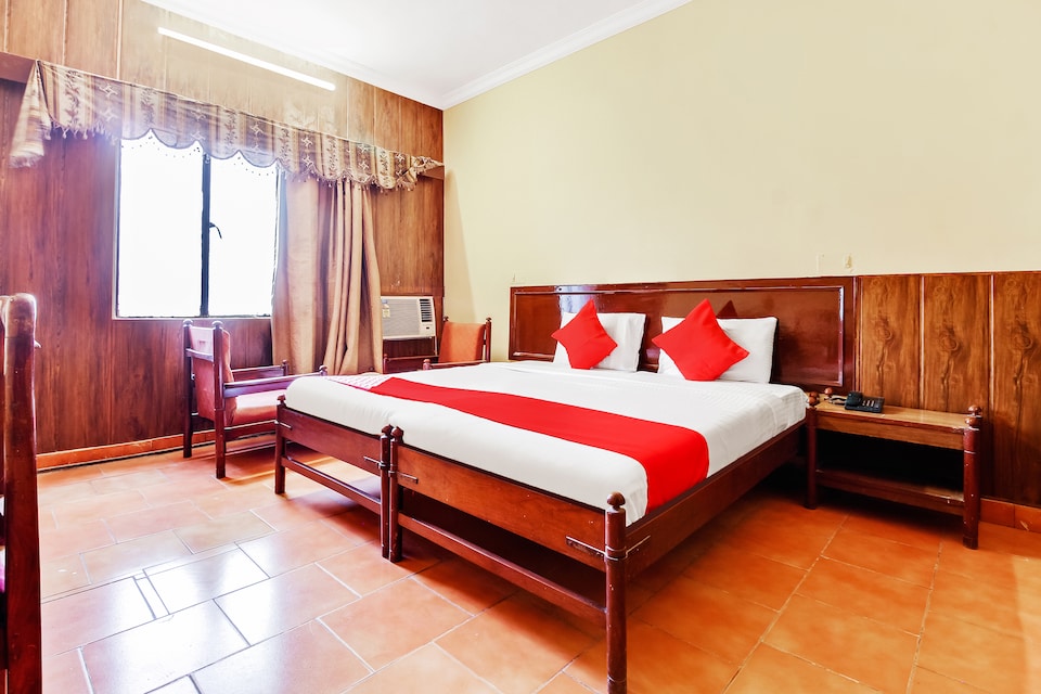 OYO Hotel Ratandeep, Fatehabad Road, Agra