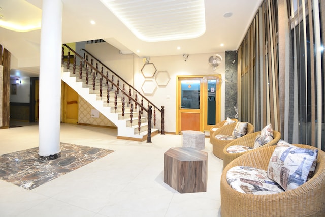 OYO Flagship 29078 Hussainpura Hukam Singh Road Suite