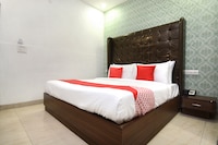 OYO Flagship 29078 Hussainpura Hukam Singh Road Suite