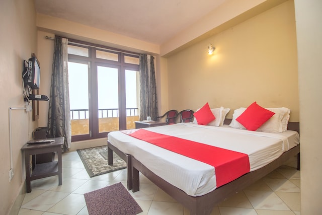 OYO Hotel Blue Spring Residency