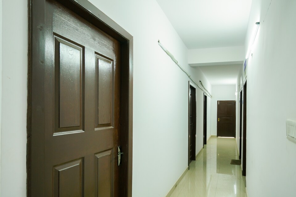 OYO 29103 Al Saba Rooms, Athani Kochi, Kochi