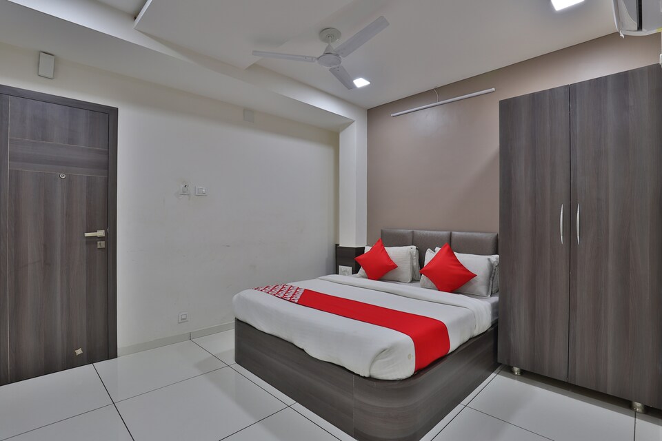 OYO 29107 Hotel The Gulmohar Inn, Mehsana, Mehsana
