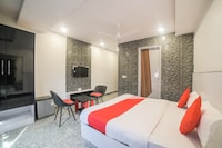 OYO Royal Town Paschim Vihar Near Udyog Nagar Metro Station