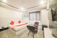 OYO Royal Town Paschim Vihar Near Udyog Nagar Metro Station