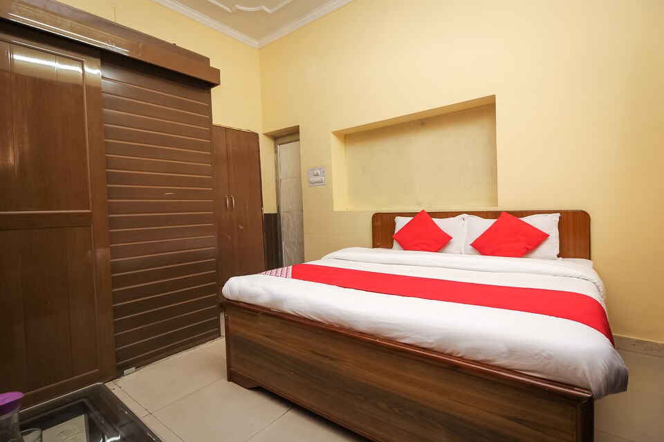 OYO 29123 Hotel Downtown, Kangra, Kangra