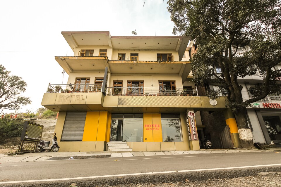OYO 29123 Hotel Downtown, Kangra, Kangra