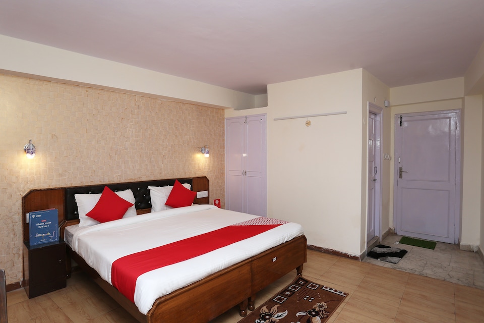 OYO Flagship 29128 Hotel Atithi Jakhu Ropeway, The Mall Road-Shimla, Shimla