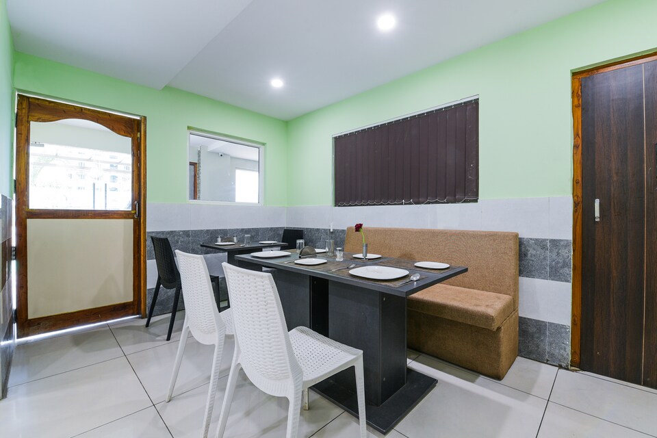 OYO 29147 B Hotel, Governorpet Vijayawada-II, Vijayawada