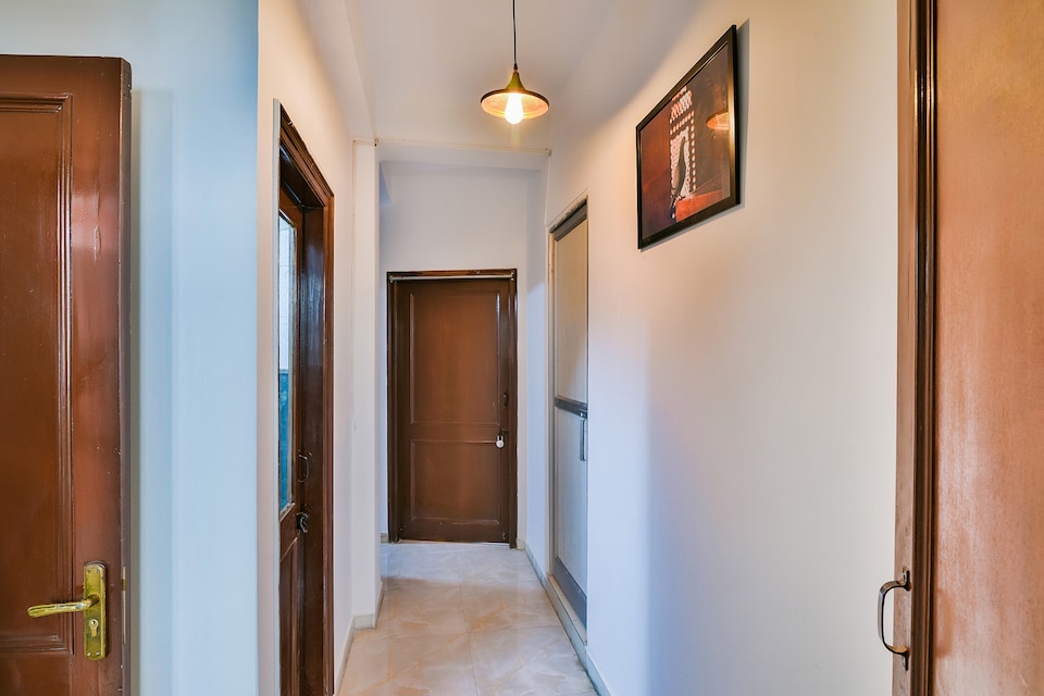 Live as DEL5275, Saket Delhi, Delhi