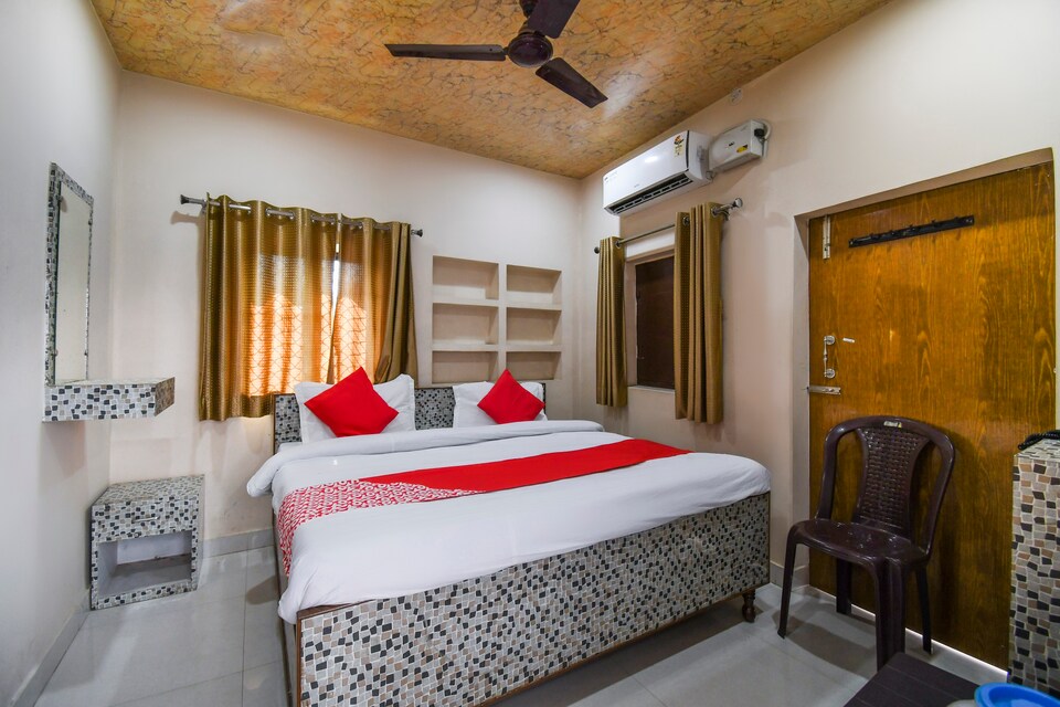 OYO 29186 Hotel Rd Palace, Sigra, Varanasi
