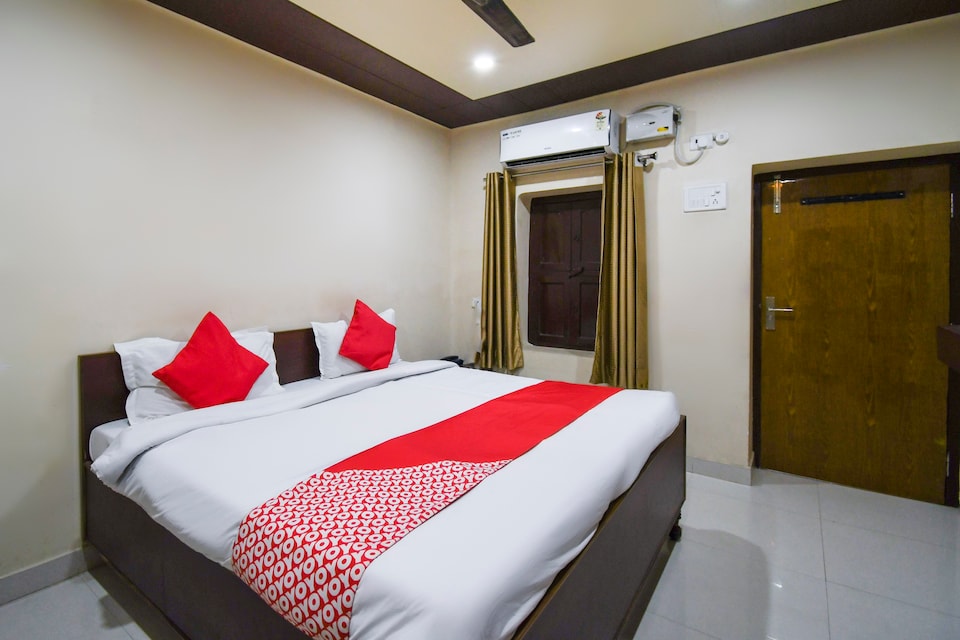 OYO 29186 Hotel Rd Palace, Sigra, Varanasi