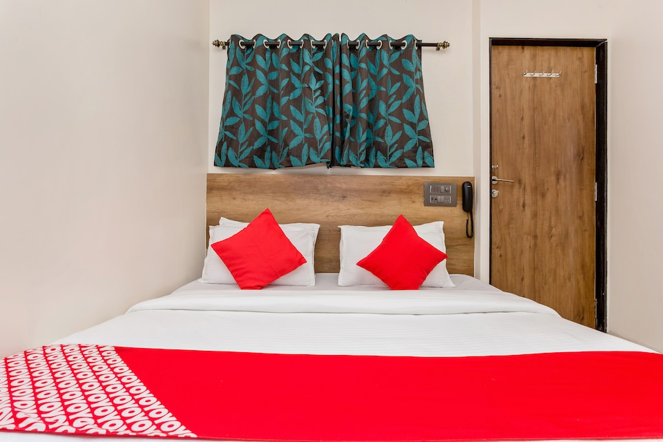 OYO 29192 Peace Residency, Mumbai International Airport, Mumbai