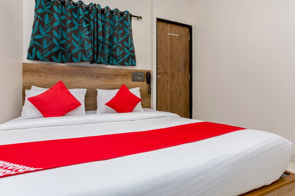 OYO 29192 Peace Residency, Mumbai International Airport, Mumbai