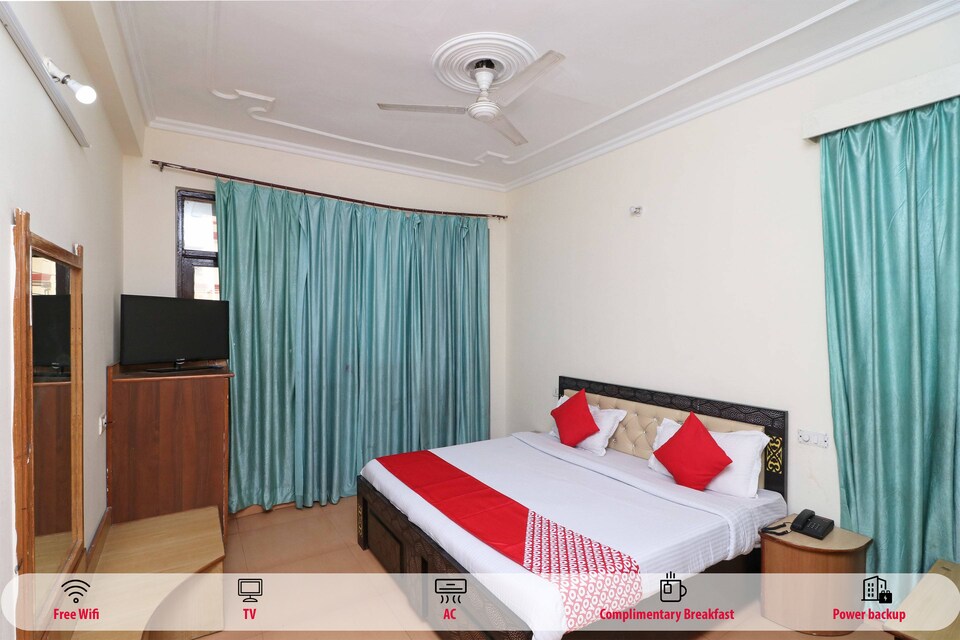 OYO 29204 Hotel Blue Sapphire, Katra, Katra