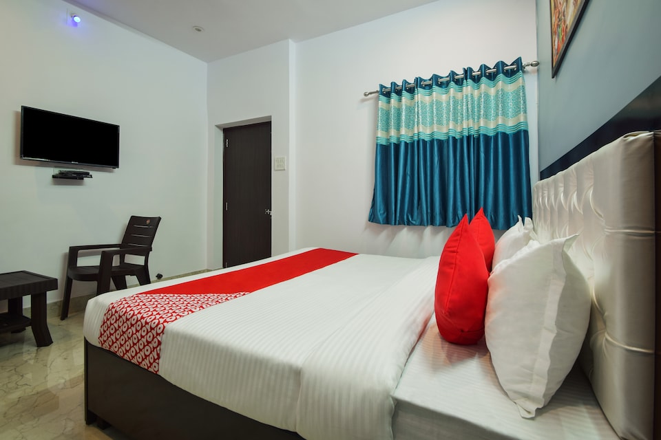 OYO 29218 Yash Palace, Goverdhan Sagar, Udaipur