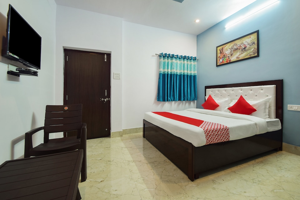 OYO 29218 Yash Palace, Goverdhan Sagar, Udaipur
