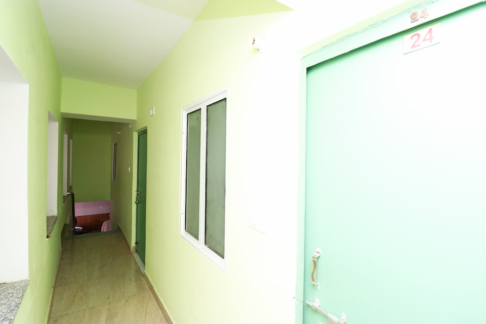 OYO Hotel Arjun, Railway Station Allahabad, Prayagraj