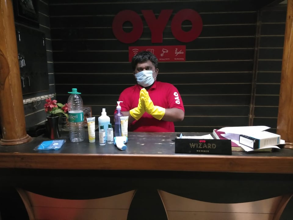 OYO 29231 Hotel Agarwal, Hamidia Road Bhopal, Bhopal