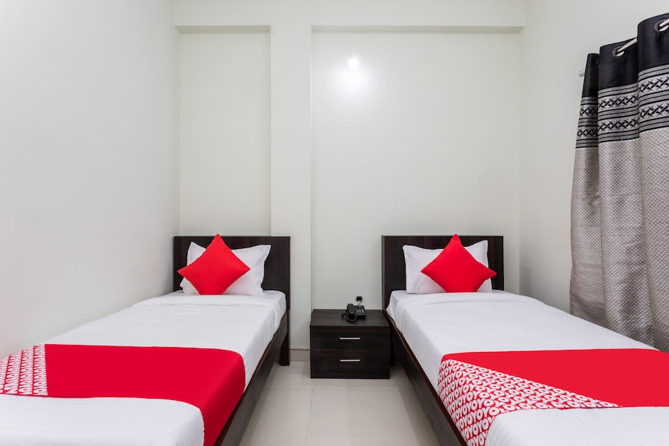 OYO 29233 Om Gulmohar Avenue, Railway Station - Bhopal, Bhopal