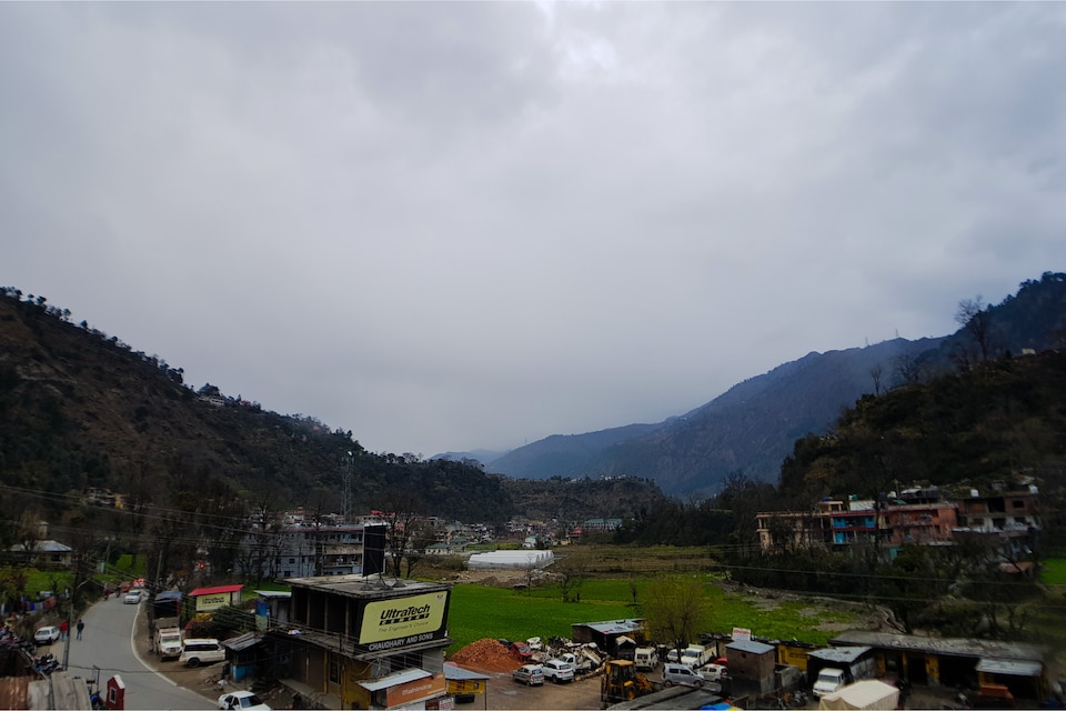 OYO 29237 Hotel Rajveer, Chamba Chamba, Chamba
