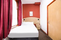 Arinza Hotel, London Ilford