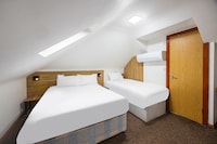 Arinza Hotel, London Ilford