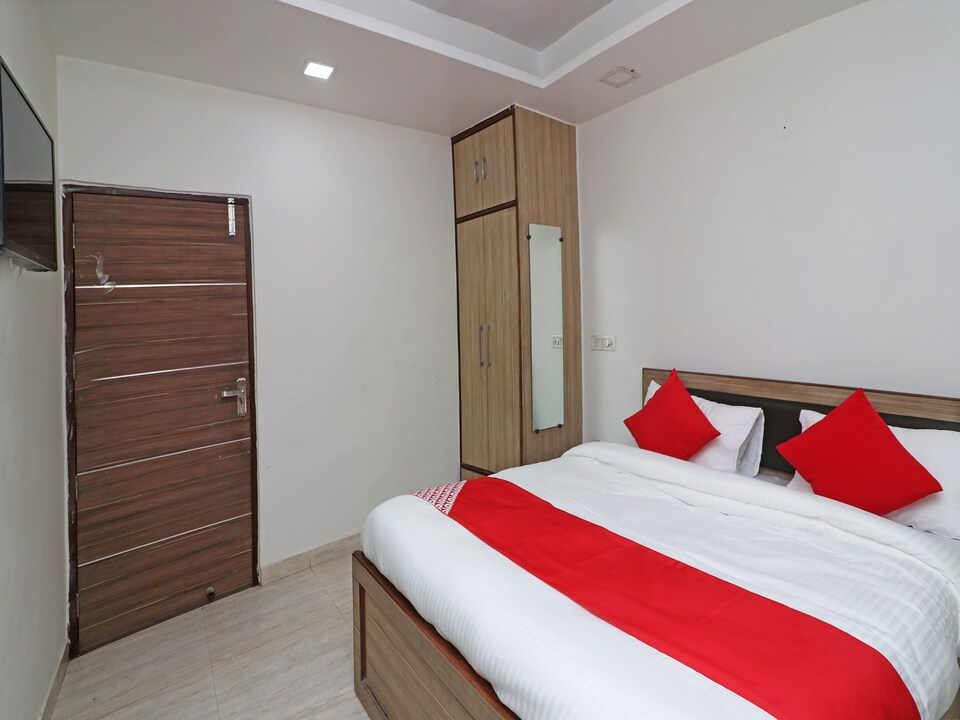 OYO 29255 Shri Sasaram, Faridabad, Faridabad