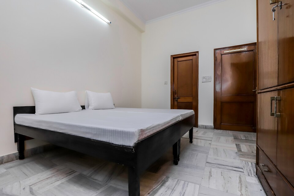 OYO LIFE NOD490 Sector 71, Noida City, Noida