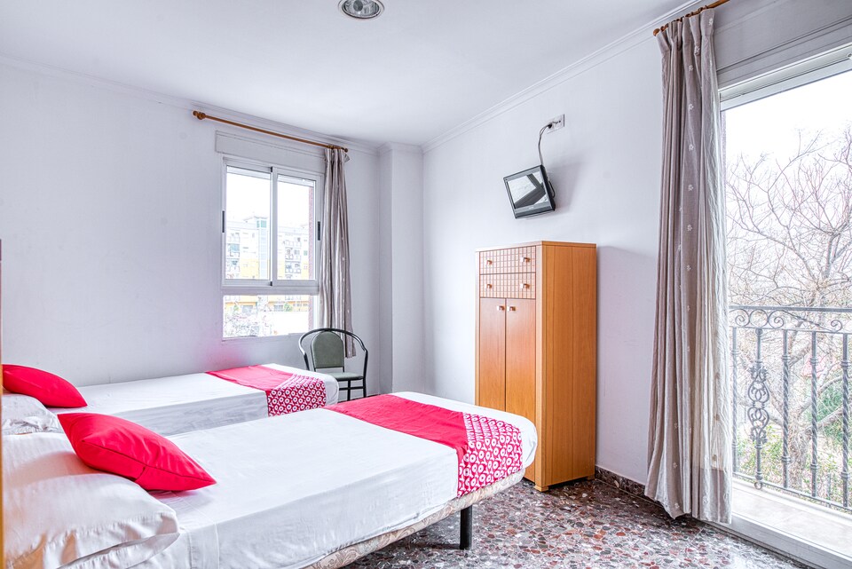 OYO Hostal Nova Picanya  OYO Hotels Valencia  Book    53 OYO