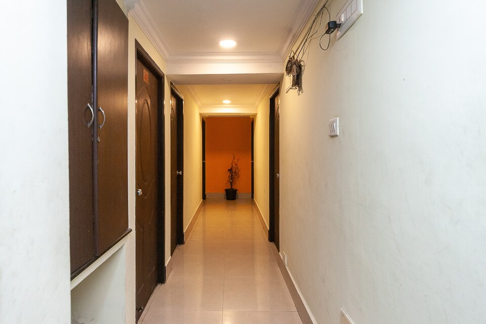 OYO 29267 Hotel Akash Inn, Porur Chennai, Chennai