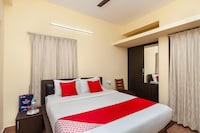 OYO Rithikha Inn Blossoms Near Chennai International Airport