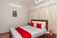 OYO Rithikha Inn Blossoms Near Chennai International Airport