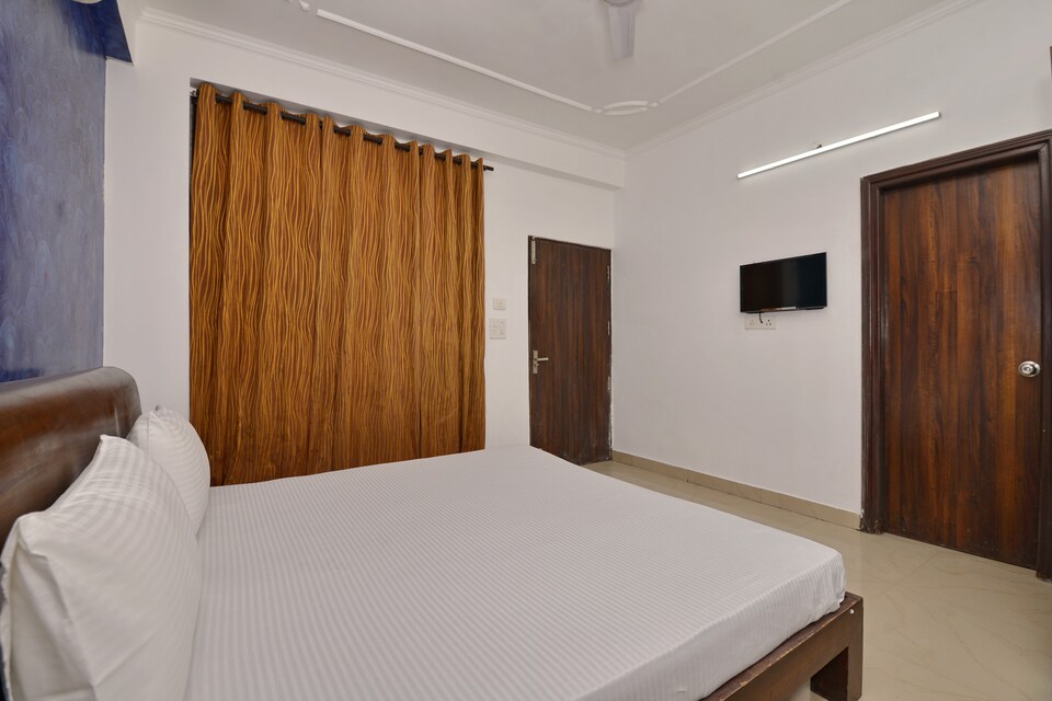 OYO LIFE GRG1254 Sector 39, DLF 4 Gurgaon, Gurgaon