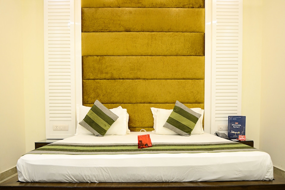 OYO Hotel Centra Inn Near Gurudwara Shri Bangla Sahib, Paharganj Delhi, Delhi