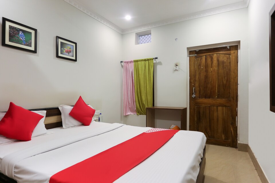 OYO 29333 Raghunandan Residency, Swargdwar Puri, Puri