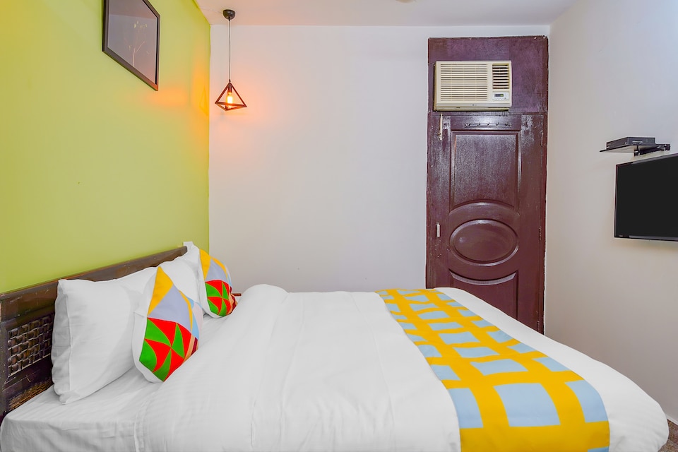 OYO Home 29367 Picturesque Stay, Rajouri Garden Delhi, Delhi