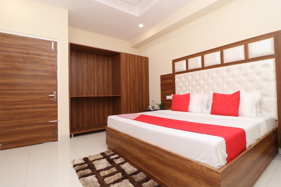 OYO 29377 West Inn, Mohali, Mohali