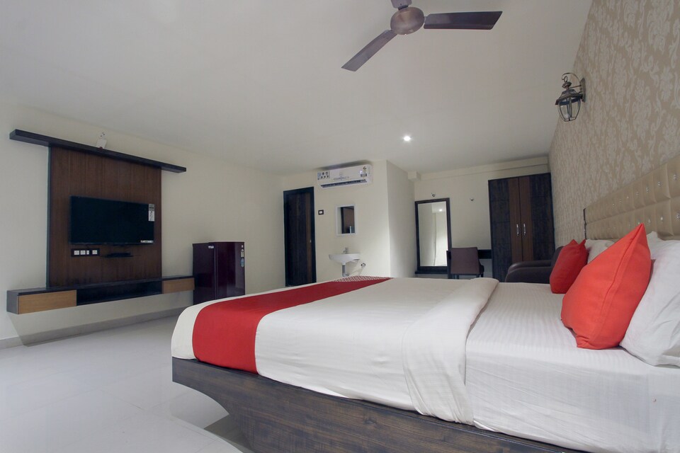 OYO 29378 Santoshi Novatel, Raichur, Raichur